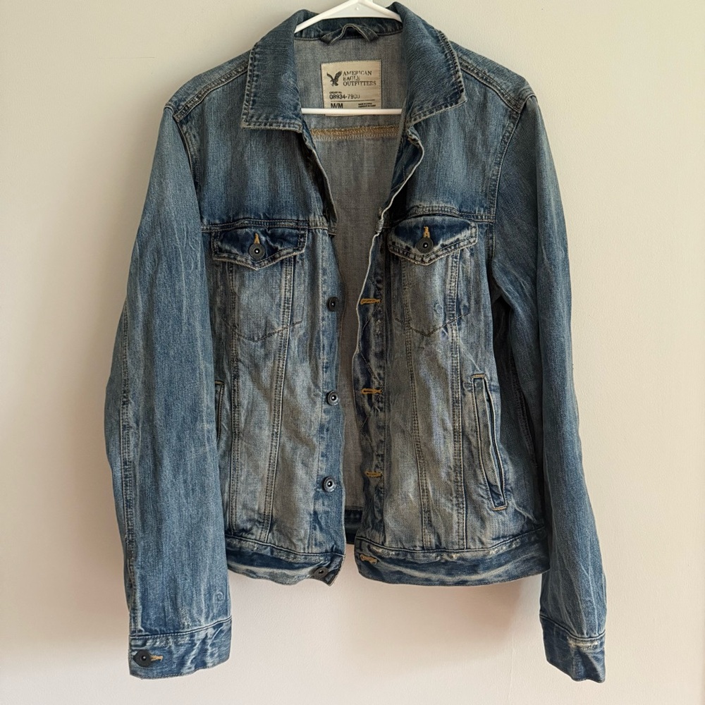 American Eagle Men’s denim jacket